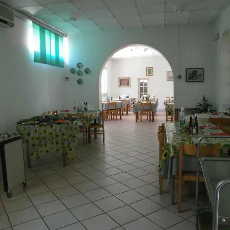 فندق Lina Ricci Curbastro تْشيزيناتيكو
