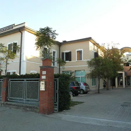 Hotel Lina Ricci Curbastro *