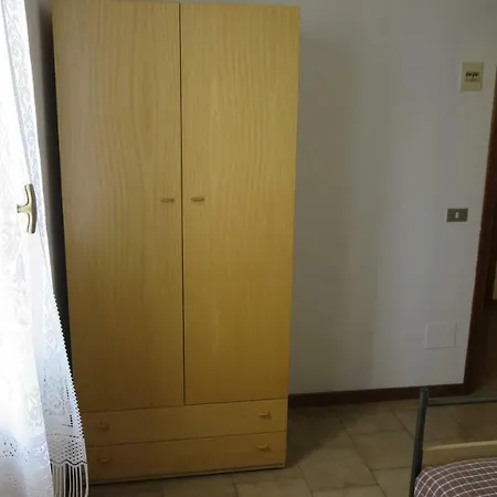 Lina Ricci Curbastro *