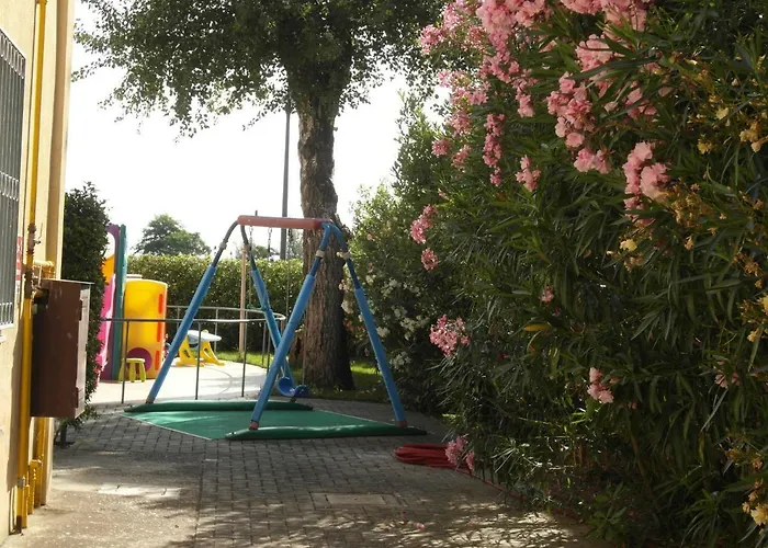 Lina Ricci Curbastro *