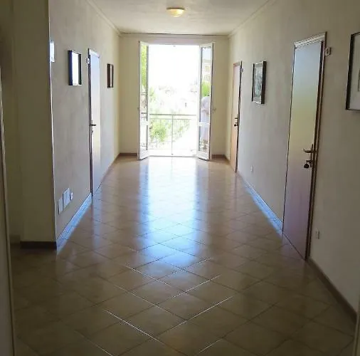 Lina Ricci Curbastro *